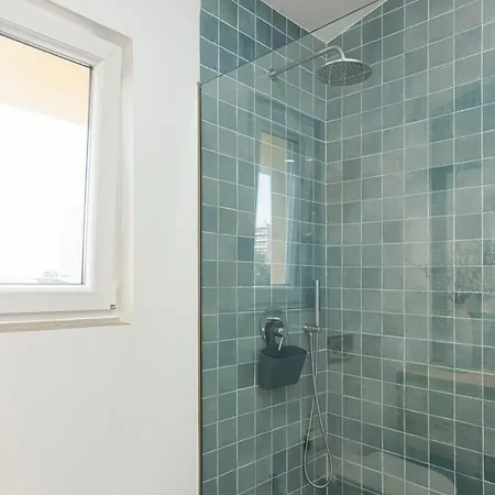 Catch - * فيلامورا