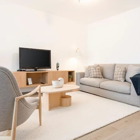 Catch - Apartment
