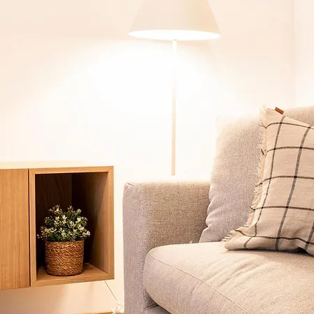 Apartment Catch -